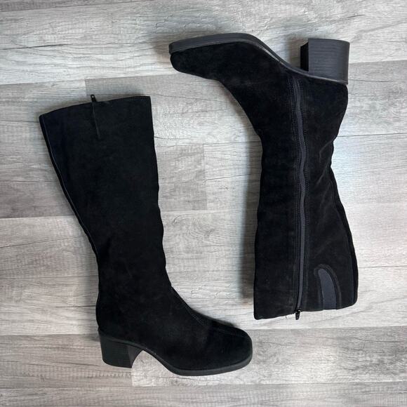 Bernardo Black Suede Knee High Boots Y2K Block Heel Size 6 1/2 Minimalist Fall - Picture 3 of 9